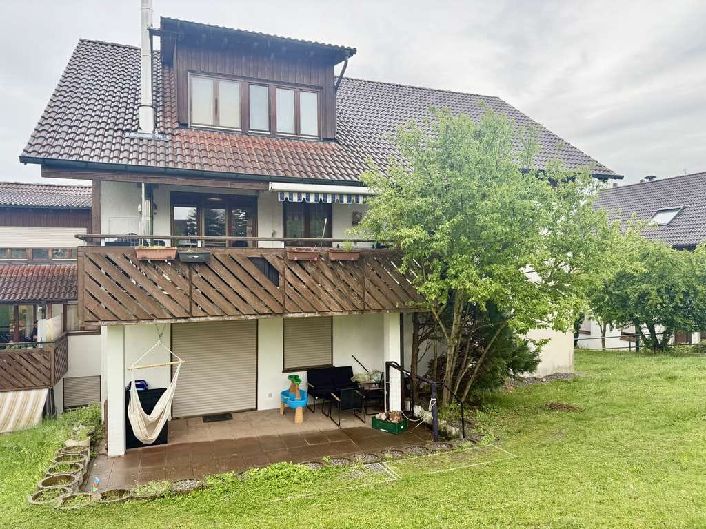 Immobilie in Emerkingen - Selten am Markt: Großzügige Maisonette-Wohnung mit 6 Zimmern & Tiefgarage - Bild 1