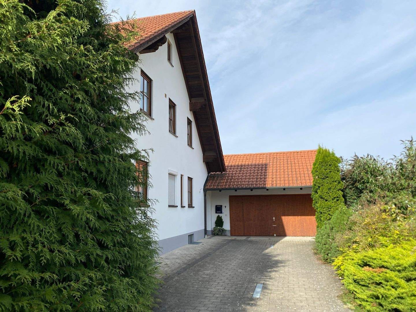 Immobilie in Fellheim - Dein Traum - Dein Glück - Dein Zuhause ? Geräumiges Zweifamilienhaus in naturnaher Umgebung in Fellheim - flexibel nutzbar - Bild 3