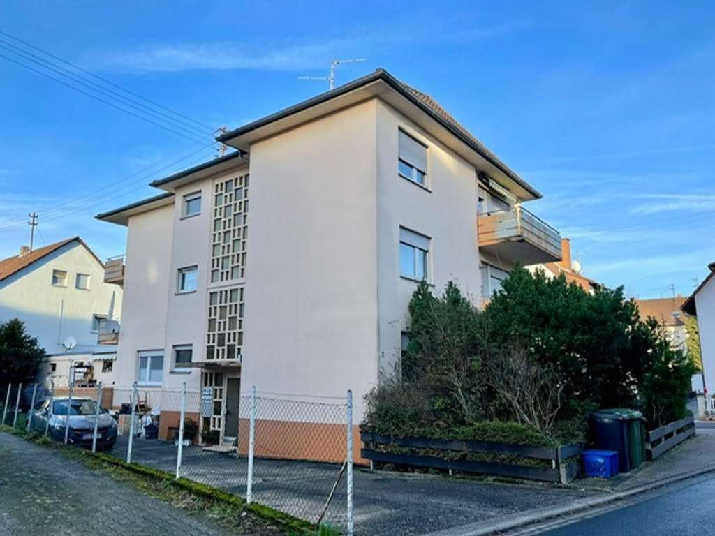 Immobilie in Edingen-Neckarhausen - Solide Kapitalanlage oder späterer Selbstbezug -
Gepflegte 2-Zimmer Erdgeschoss-Eigentumswohnung in - Bild 2