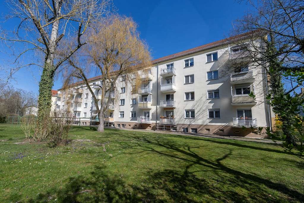 Immobilie in Naumburg (Saale) - Kapitalanlage oder Eigenheim: 3-Zimmer-Wohnung mit Balkon und moderner Ausstattung - Bild 0