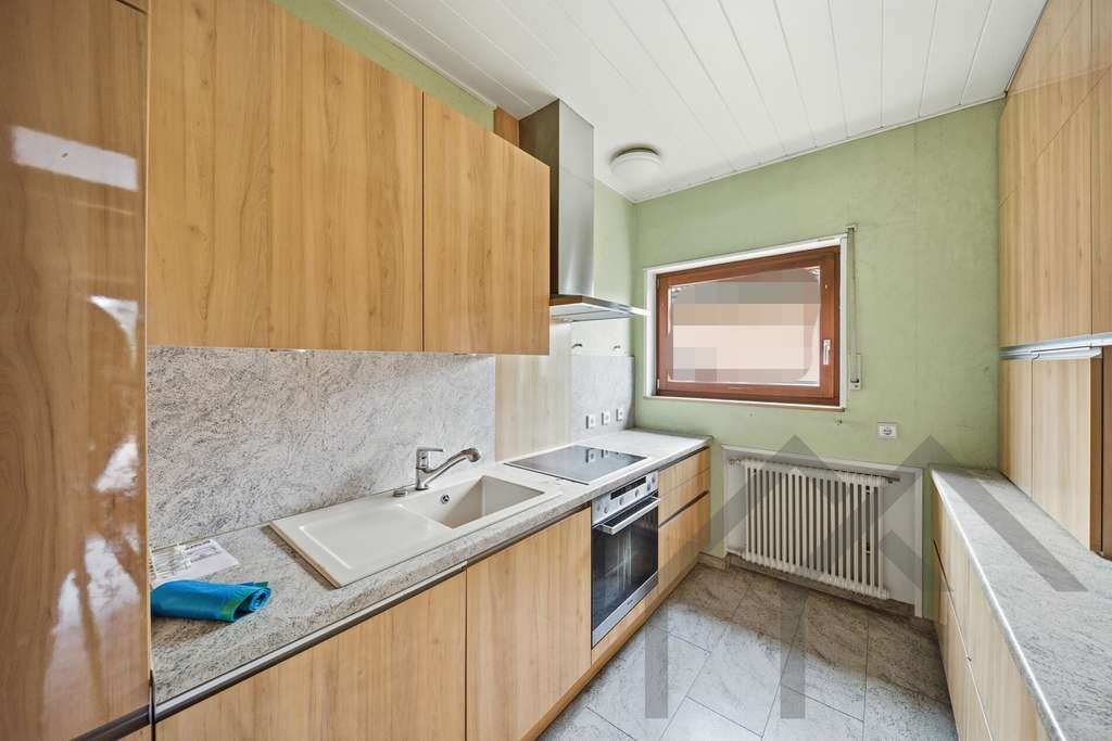 Immobilie in Kirkel - Bungalow mit weitläufigem Grundstück ins Grüne - Bild 1