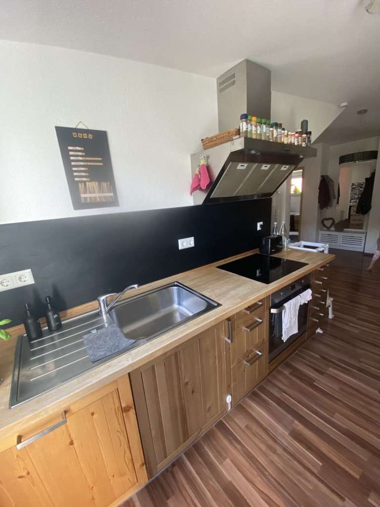 Immobilie in Murrhardt - Top saniertes, gepflegtes 3-4-Familienhaus in Murrhardt - Terrasse - 2 Balkone - 4 Garagen - Keller - Bild 1