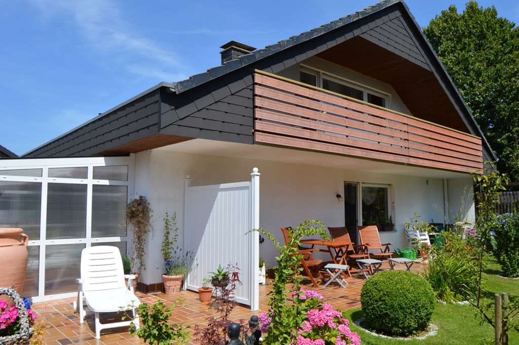 Immobilie in Werl - Einfamilienhaus (freistehend) mit Einliegerwohnung, Souterrainwohnbereich + Kellerräumlichkeiten - Bild 4