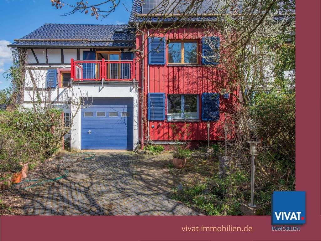 Immobilie in Aßlar - Extravagantes Wohnhaus für Individualisten in zweiter Reihe. PV-Anlage, Wallbox, Garage, u.v.m. - Bild 0