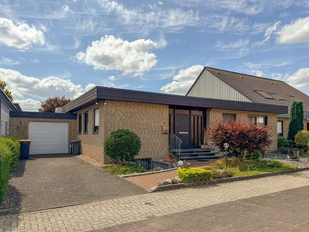 Immobilie in Raesfeld - Gepflegter Bungalow in einer der begehrtesten Wohnlagen von Raesfeld - Bild 1