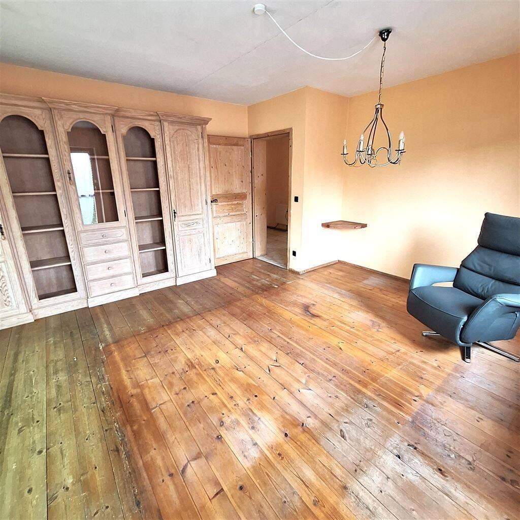 Immobilie in Allersberg - "Landhausig" Wohnen in LÄNDLICHER IDYLLE Nähe ROTHSEE! Gepflegter Wohnhausanbau im Stil einer DHH, mit VIELEN MÖGLICHKEITEN! - Bild 3