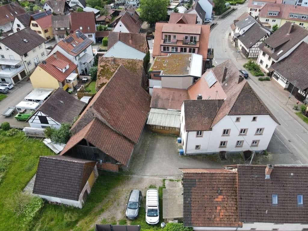 Immobilie in Sexau - Historisches Gebäude mit Ausbaupotential - Bild 1