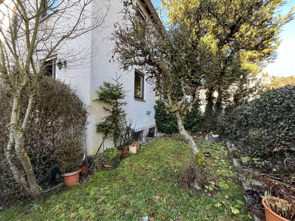 Immobilie in Gechingen - Gechingen: 3,5 ZW über 3 Etagen im Reihenendhaus - Bild 0