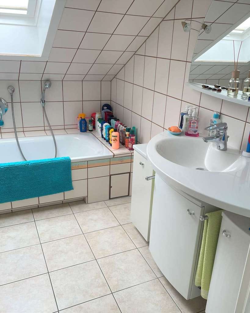 Immobilie in Rimpar - ImmoBillia:"Moderne Dachgeschosswohnung in ruhiger Wohnlage – gepflegt, hell und sofort wohlfühlen!" - Bild 4