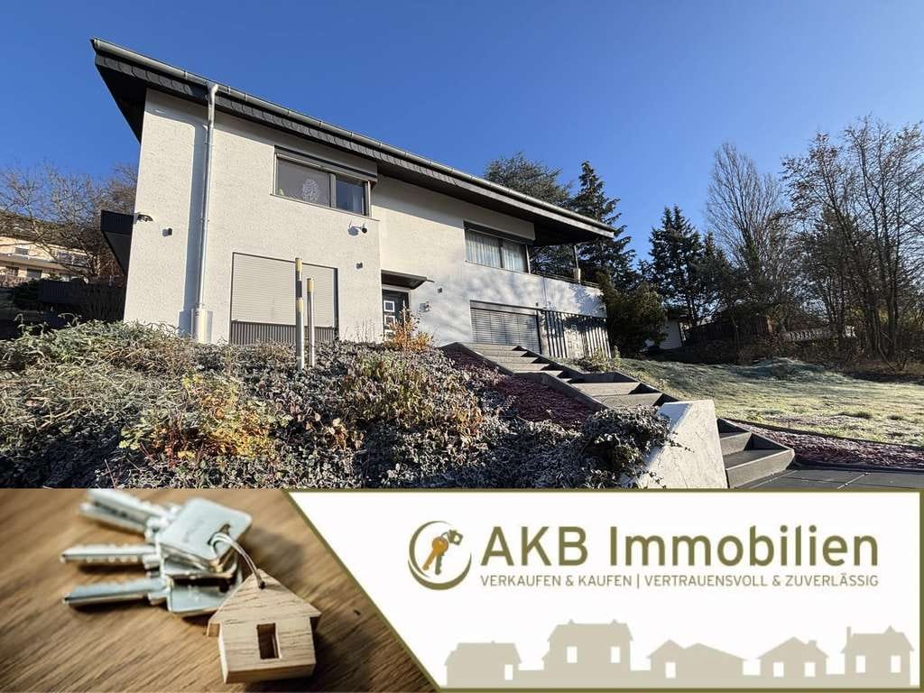 Immobilie in Ludwigsau - Exklusives Wohnhaus mit außergewöhnlichem Garten, Naturpool & moderner Ausstattung - Bild 0