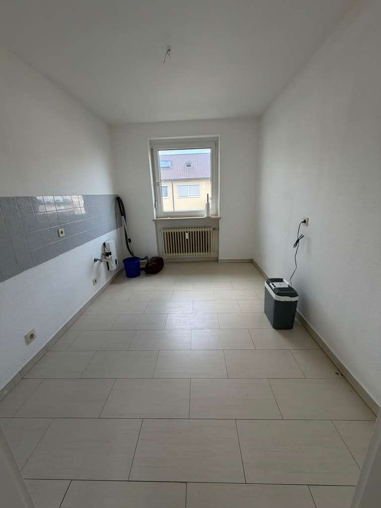 Immobilie in Kissing - Helle 3-Zimmer-Wohnung mit Balkon in zentraler Lage - Bild 4