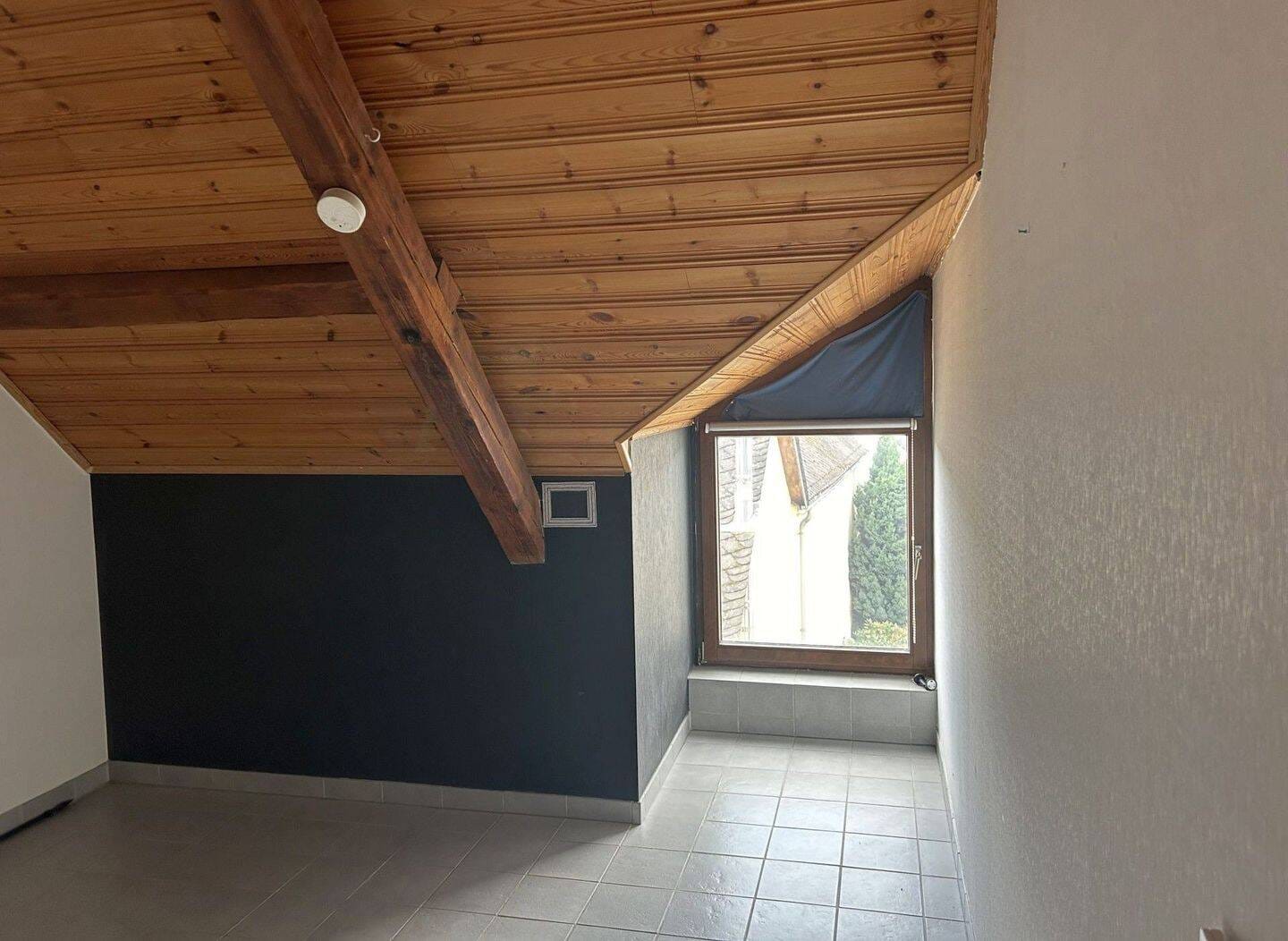 Immobilie in Ochtendung - Charmante Eigentumswohnung mit 4-Zimmer, Balkon und Garage im Herzen von Ochtendung - Bild 4