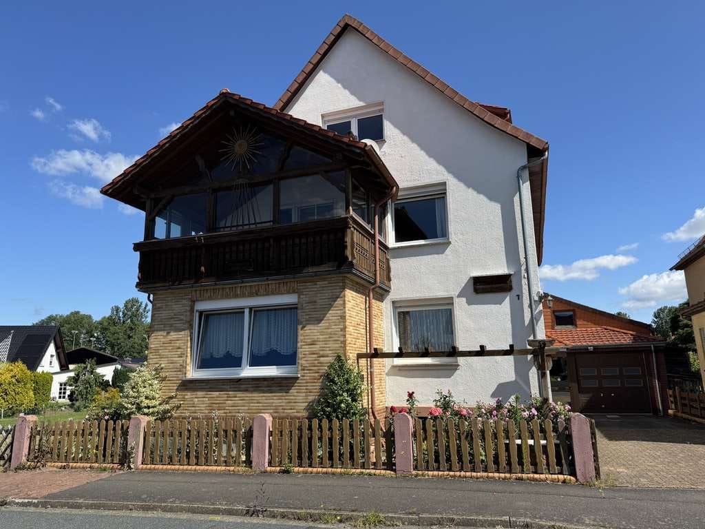 Immobilie in Wulften am Harz - Großzügig und Lichtdurchflutet - Einfamilienhaus mit Nebengebäuden und Sanierungsbedarf in ruhiger L - Bild 2