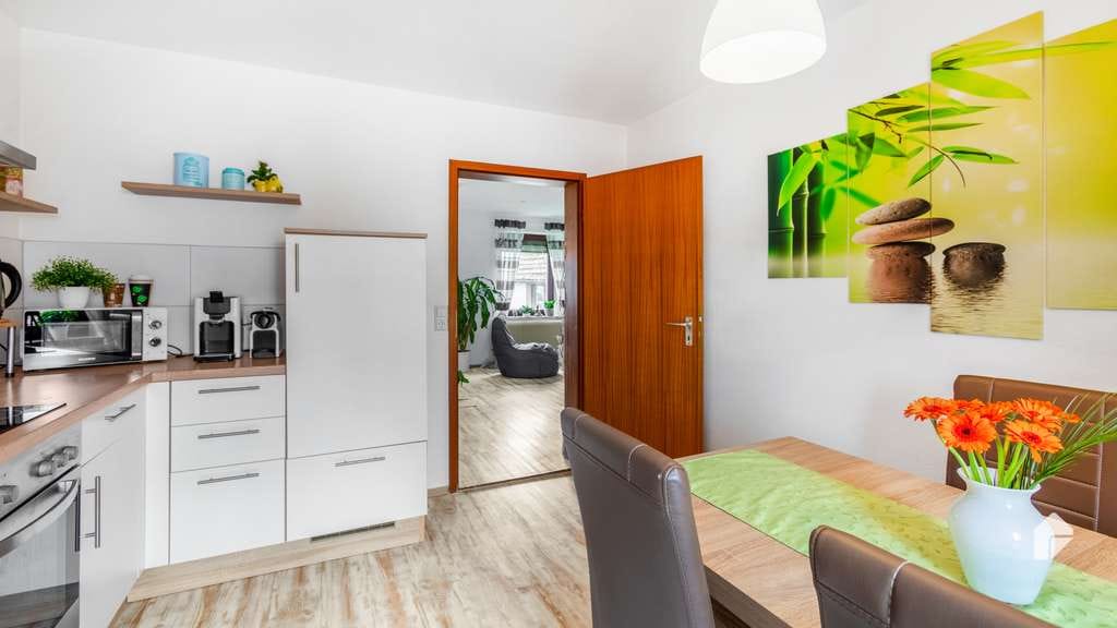 Immobilie in Maulburg - Attraktive Wohnung mit drei Zimmern, EBK und Keller: Ihr neues Zuhause in Maulburg - Bild 1