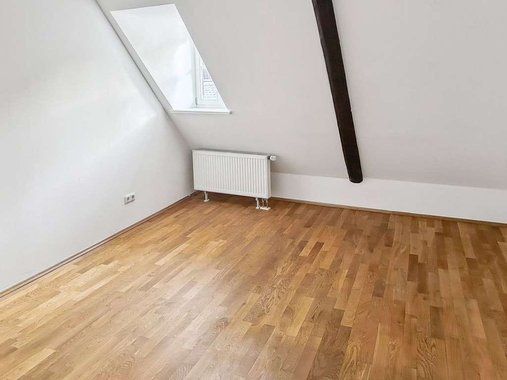 Immobilie in Vilshofen an der Donau - Traumhafte, sanierte ca. 165 m² große Penthouse-Maisonette-Wohnung im Zentrum von Vilshofen, Denkmal - Bild 4