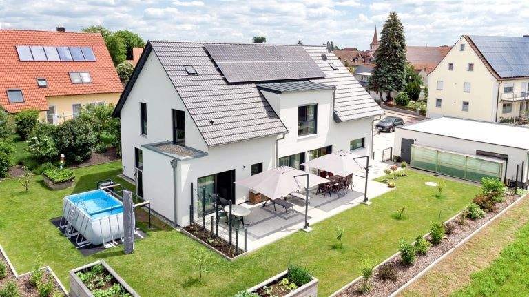 Immobilie in Collenberg - Großes ( TRAUM ) Grundstück mit Weitblick - Bild 1