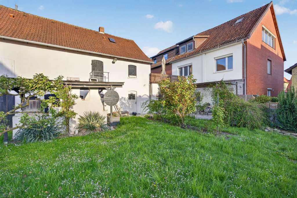 Immobilie in Laatzen - 2 Wohneinheiten & großer Garten - vielseitiges Zuhause in guter Lage - Bild 3