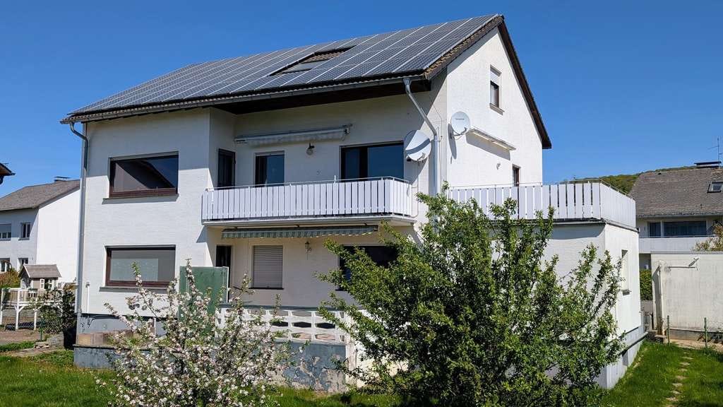 Immobilie in Meschede - Vielseitiges Mehrgenerationenhaus im schönen Wennetal - Bild 0