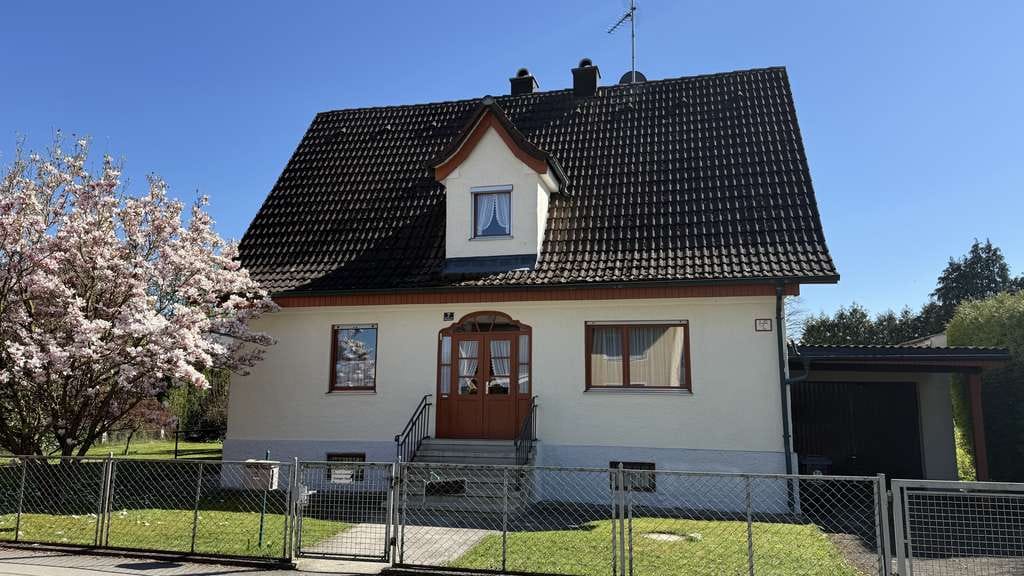Immobilie in Türkheim - Zentrum Südwest - Omas gemütliches Häuschen in Schlossnähe - Bild 1