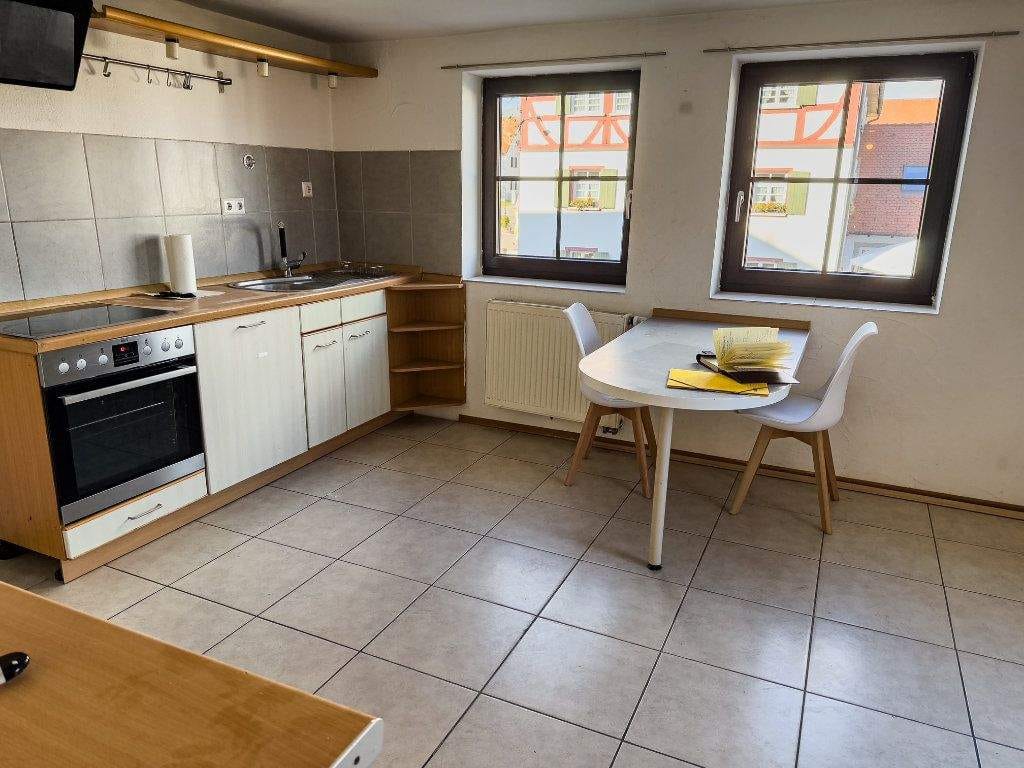 Immobilie in Stetten am kalten Markt - Schönes gepflegtes Zweifamilienhaus mit Charme und viel Platz - zentral gelegen! - Bild 2