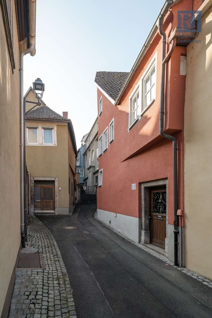 Immobilie in Marktbreit - Einfamilienhausensemble – Wohnen mit Geschichte - Bild 0