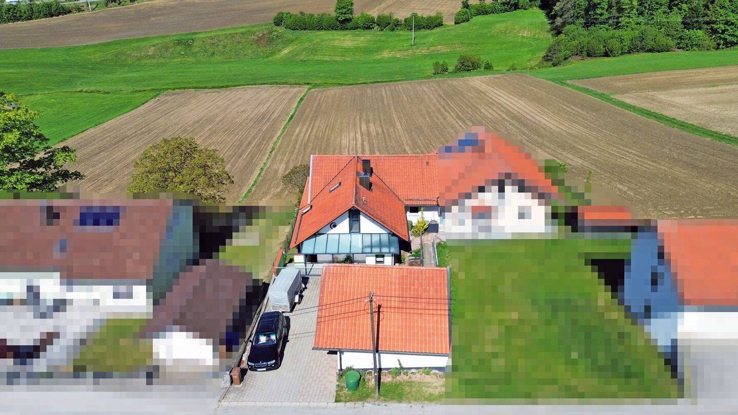 Immobilie in Sonnen - Viel Platz für die ganze Familie - EFH mit Einliegerwohnung - Bild 0