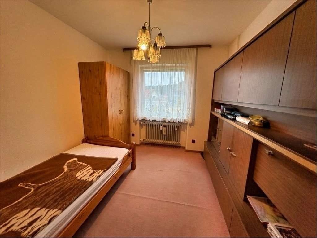 Immobilie in St. Georgen im Schwarzwald - Ruhige 4-Zimmerwohnung mit Einzelgarage - Bild 3