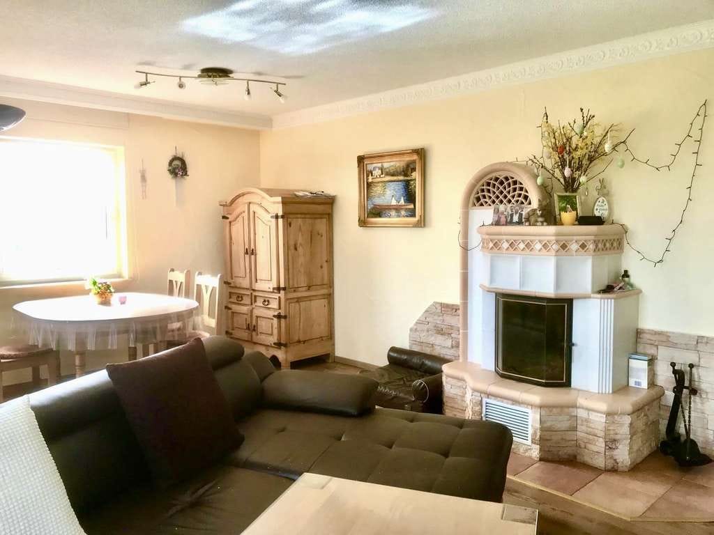 Immobilie in Frankenheim/Rhön - Ein/Zweifamilienhaus  mit Garage in Frankenheim/Rhön, 5 Zimmer - Bild 4