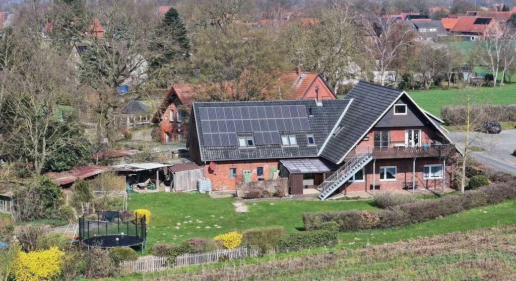 Immobilie in Petershagen - Bauernhaus mit sonnigem Grundstück, Charakter, Platz und Potenzial - Bild 1