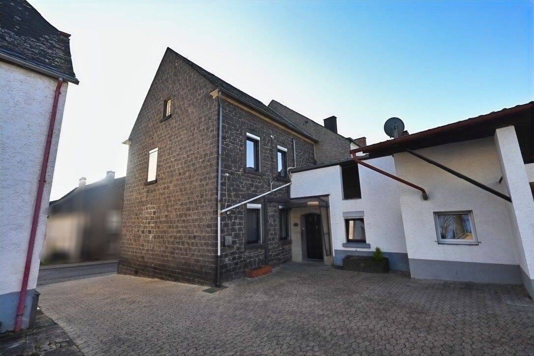 Immobilie in Kottenheim - Handwerker aufgepasst! Einfamilienhaus mit Potenzial! - Bild 0