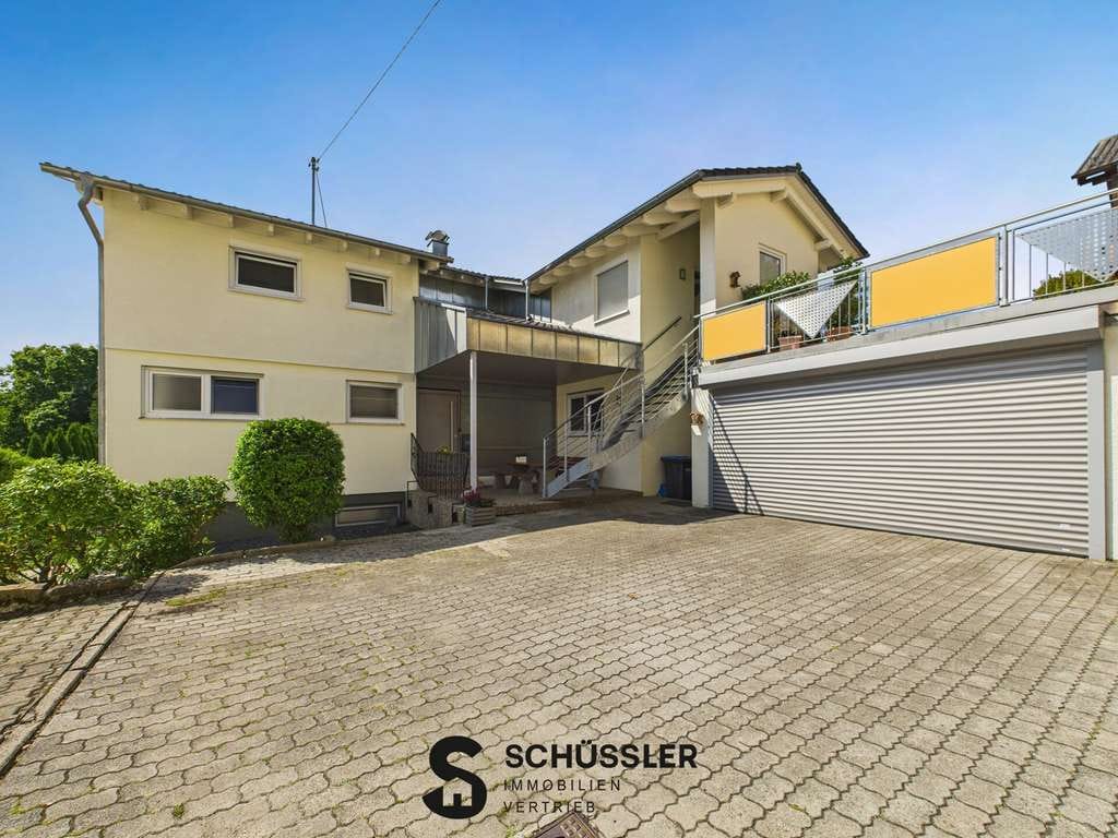 Immobilie in Albershausen - Zweifamilienhaus mit separater Wohneinheit & 813 m² Grundstück in Albershausen - Bild 2