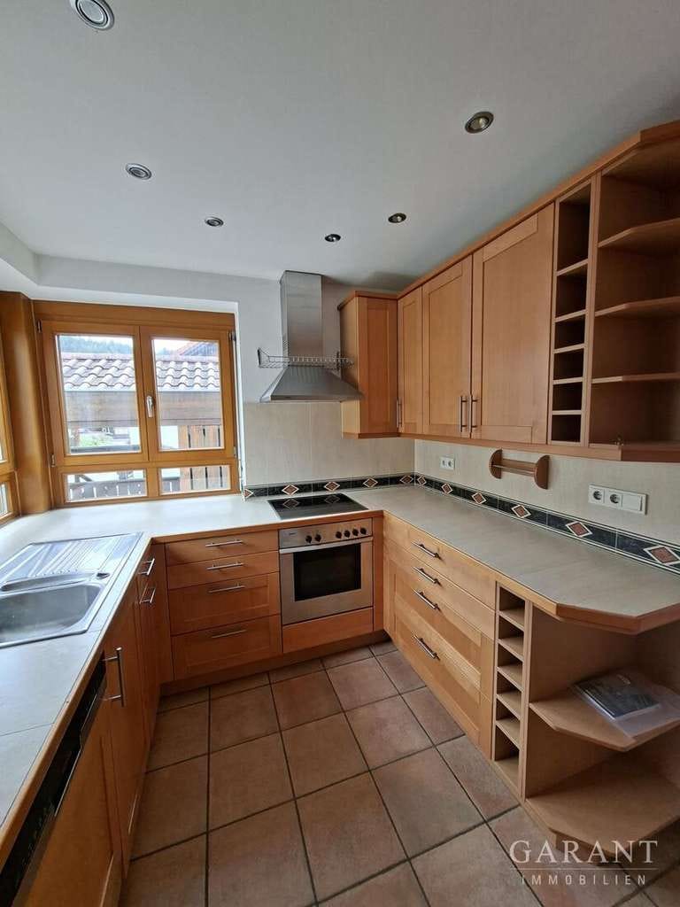Immobilie in Neckargemünd - *** Schickes Doppelhaus - Baujahr 2000 - ruhige Randlage, ideal für Familien mit Kindern *** - Bild 2