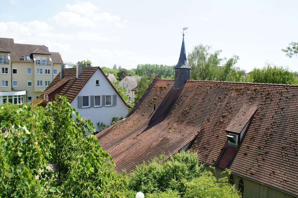 Immobilie in Lauffen am Neckar - Lauffen a.N.: Helle 2-Zi.-Südwohnung mit Balkon & Aufzug – provisionsfrei - Bild 1