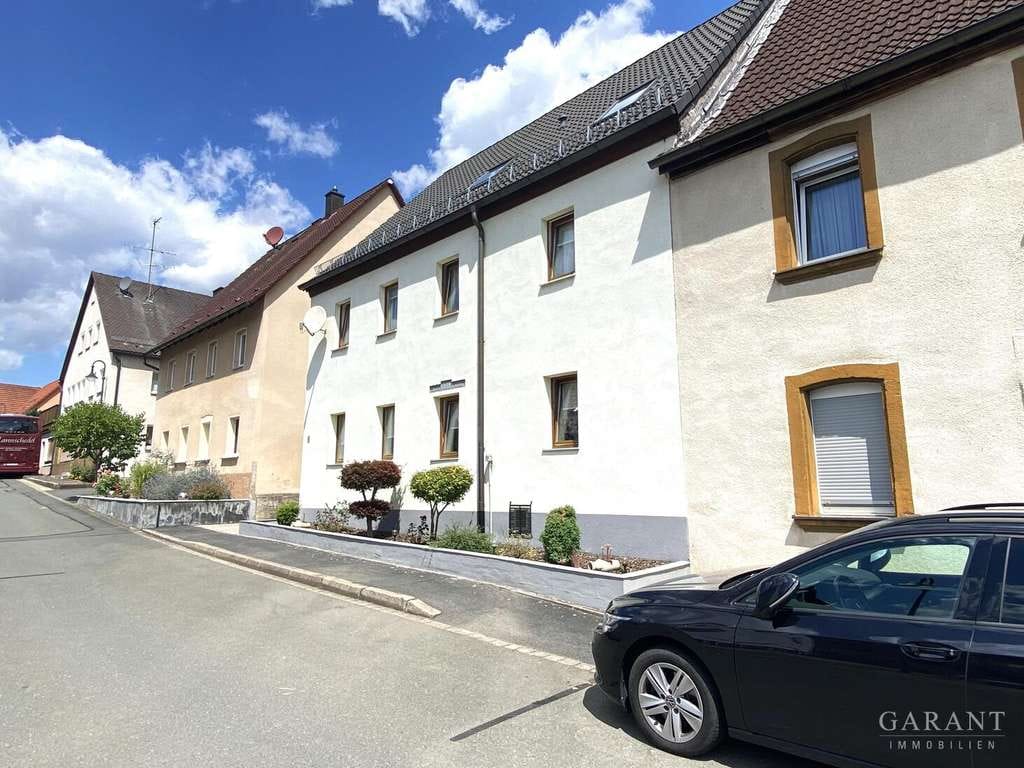 Immobilie in Plech - Generalsanierte Doppelhaushälfte mit Maisonette - Studioeinliegerwohnung in Plech - Bild 2