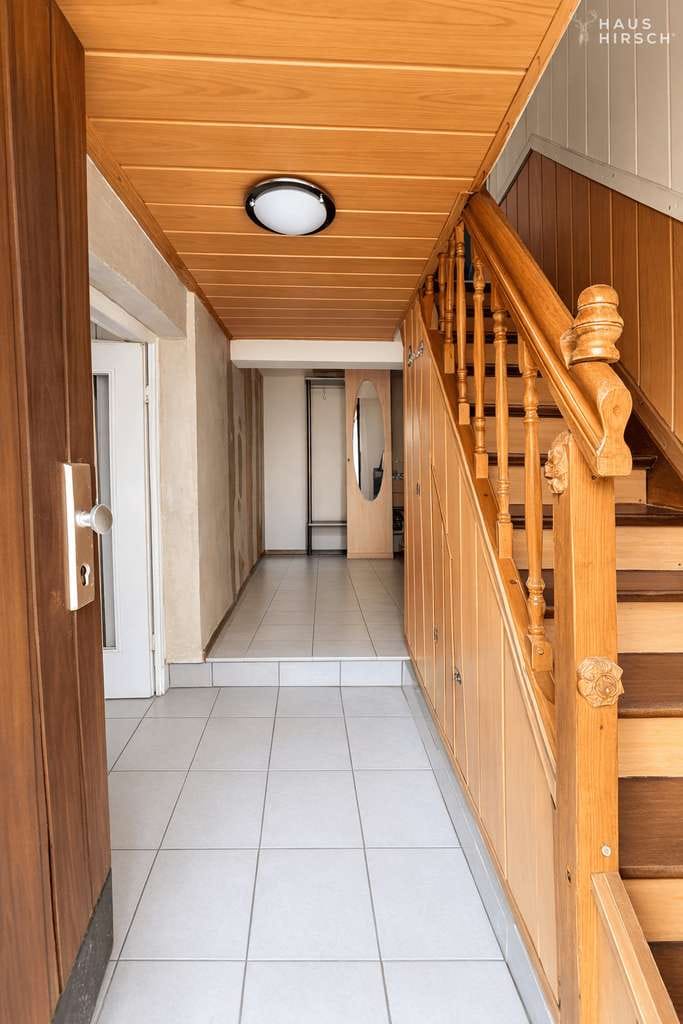 Immobilie in Heilbronn - Sanierungsbedürftiges Haus bei Heilbronn viel Potenzial zum Top-Preis - Bild 1