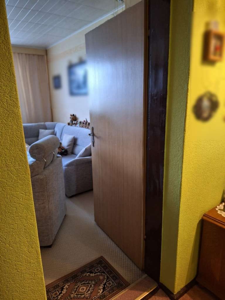 Immobilie in Perleberg - Drei-Raum-Wohnung (Eigentumskollektiv aus drei Wohnungen) in Perleberg - Bild 1