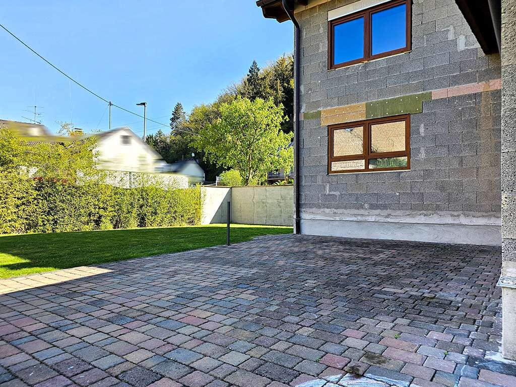 Immobilie in Gönnersdorf - Attraktives und familienfreundliches Einfamilienhaus mit traumhaftem Gartengrundstück in Gönnersdorf - Bild 1