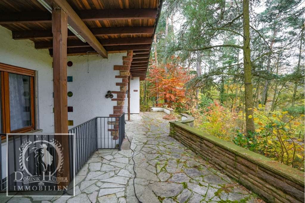 Immobilie in Wattenheim - Chalet-artiges Ferienhaus in Wattenheim-ca. 60qm Wohnfläche und 3242 qm Grundstück - Bild 0