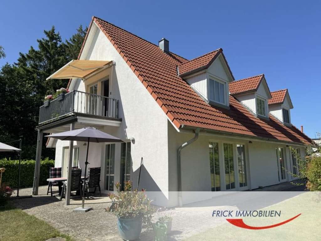 Immobilie in Malente - Bad Malente - Vermietetes Zweifamilienhaus in Zentrumsnähe - Bild 0