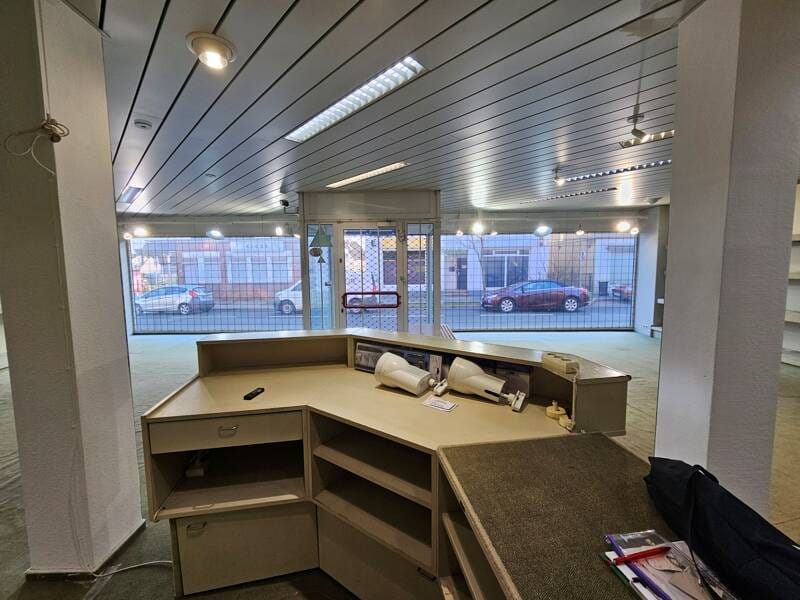 Immobilie in Bremen - Anlageobjekt - Drei Wohneinheiten & eine Gewerbefläche in zentraler Lage von Bremen-Blumenthal - Bild 4