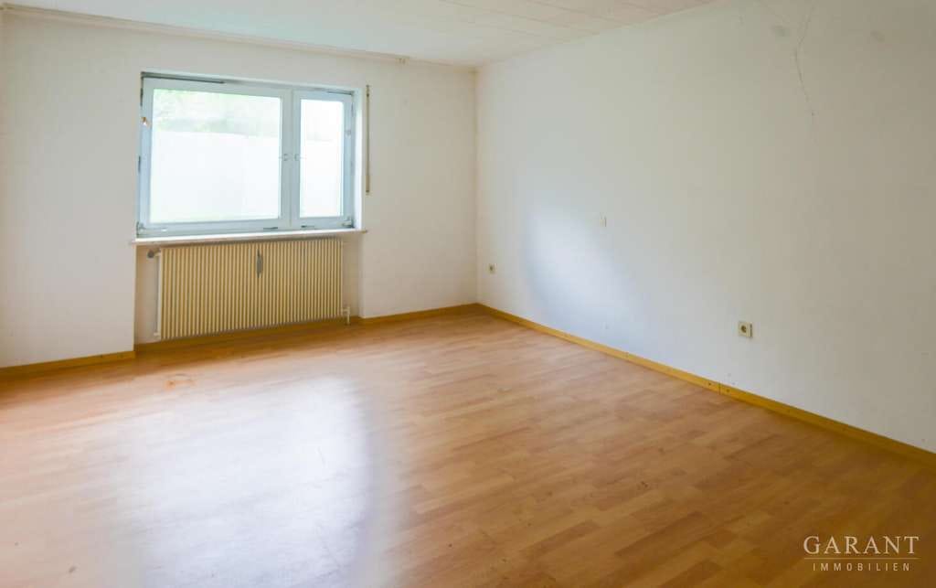 Immobilie in Gablingen - Seltene Gelegenheit! Bestandshaus mit Potenzial zum Mehrfamilienhaus vor den Toren Augsburgs - Bild 2