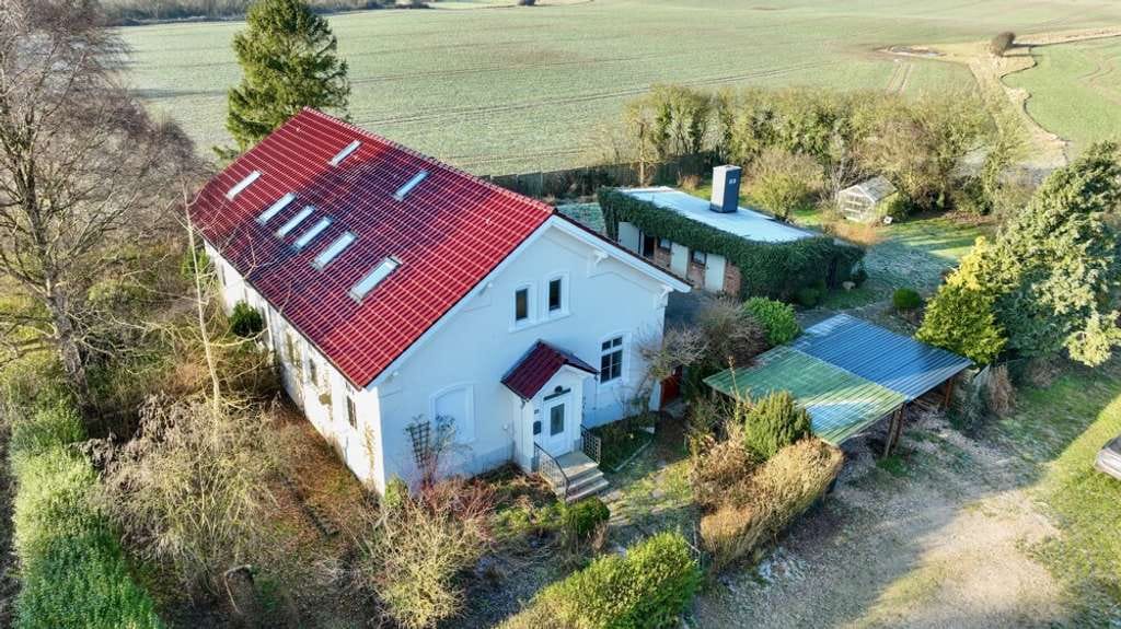 Immobilie in Probsteierhagen - Zwei Häuser. Ein Rückzugsort. – Großzügiges Doppelhaus in idyllischer Alleinlage von Probsteierhagen - Bild 3