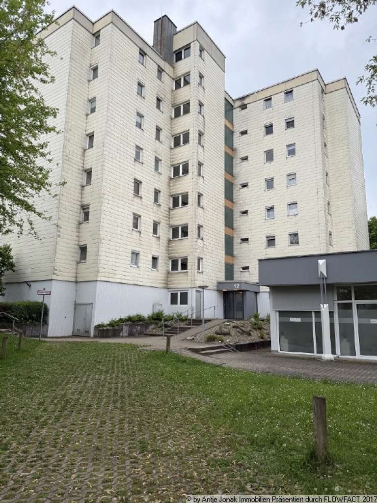 Immobilie in Esslingen am Neckar - Wohnen mit Weitblick - 3 Zimmer-Wohnung mit sonnigem Balkon in Esslingen-Berkheim - Bild 0