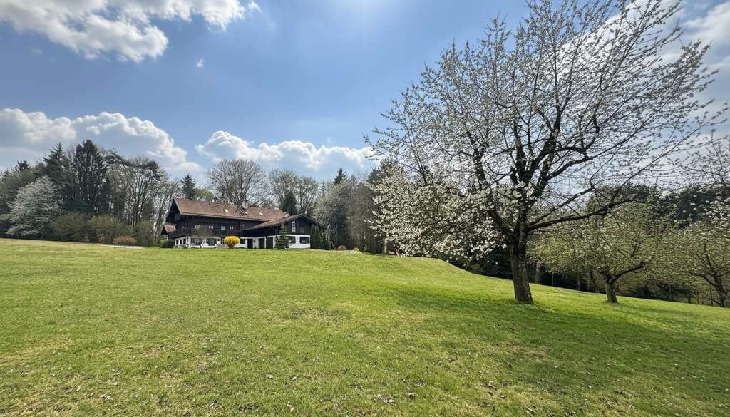 Immobilie in Schöllnach - Landhaus in absoluter Alleinlage umgeben von Ruhe und Natur - Bild 2