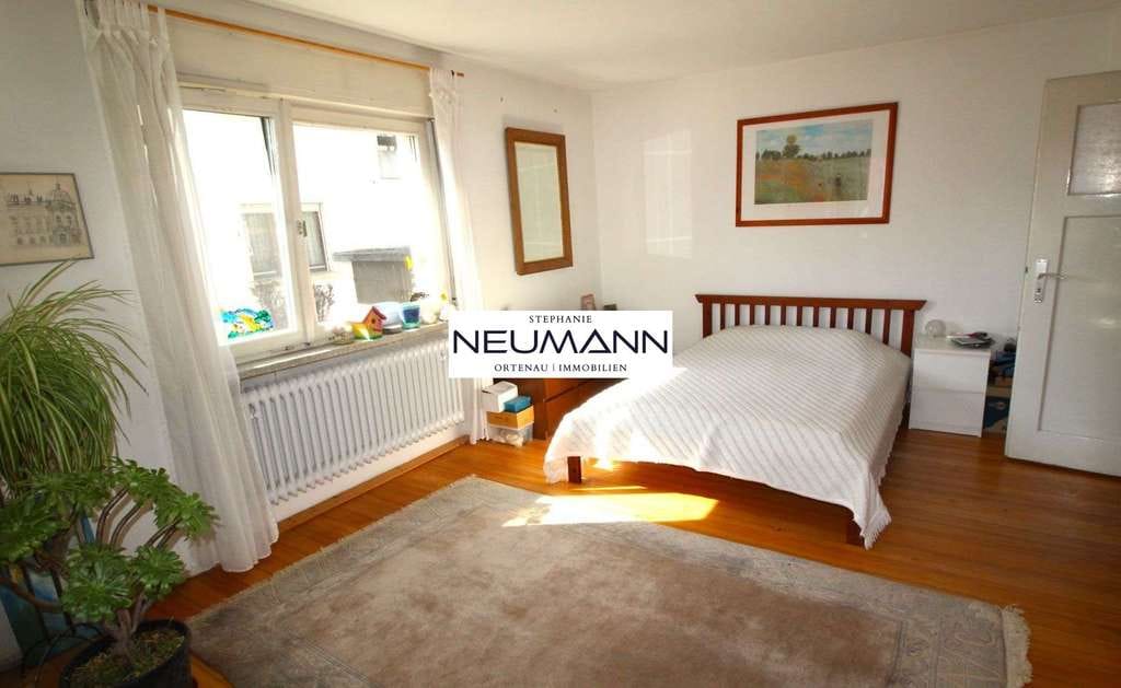 Immobilie in Schutterwald - Großzügiges EFH im Villenstil mit umfangreichem Garten in Schutterwald - Bild 4