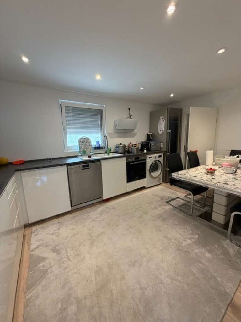 Immobilie in Reilingen - Gepflegtes Einfamilienhaus mit Einliegerwohnung zu verkaufen - Bild 3