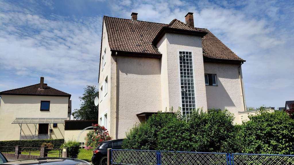 Immobilie in Holzminden - Zentrumnahes Mehrfamilienhaus mit Gartenidylle und sonniger Terrasse in Holzminden - Bild 0