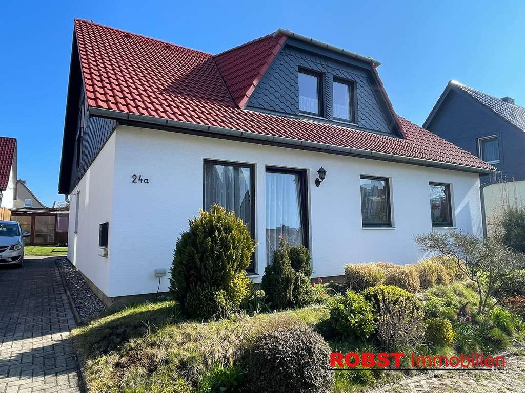 Immobilie in Boltenhagen - Nur wenige Minuten zur Ostsee – großzügiges Einfamilienhaus mit Wintergarten in Boltenhagen - Bild 0