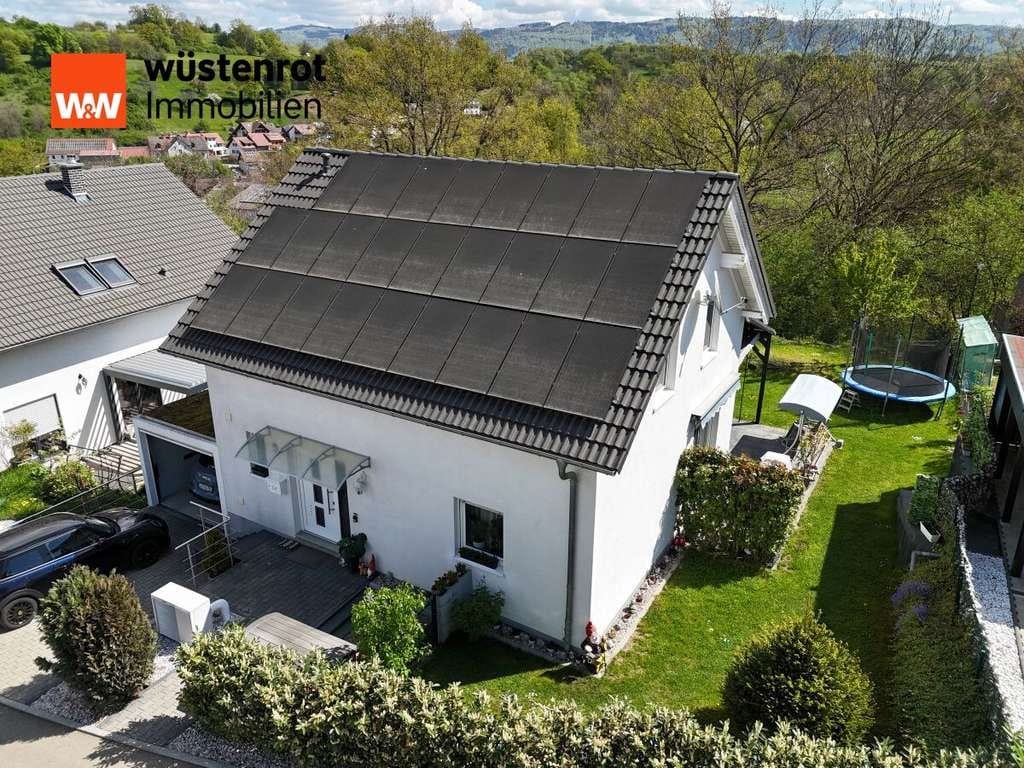 Immobilie in Schwörstadt - EIN SELTENES SCHMUCKSTÜCK! 4-Zimmer-Einfamilienhaus in Niedrigenergiebauweise in Dossenbach - Bild 0
