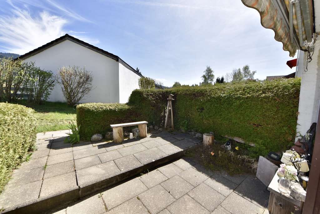 Immobilie in Oberstaufen - Möblierte Wohnung nahe Eibele See + große Süd Terrasse - Eingang auf UG Ebene - Bild 1